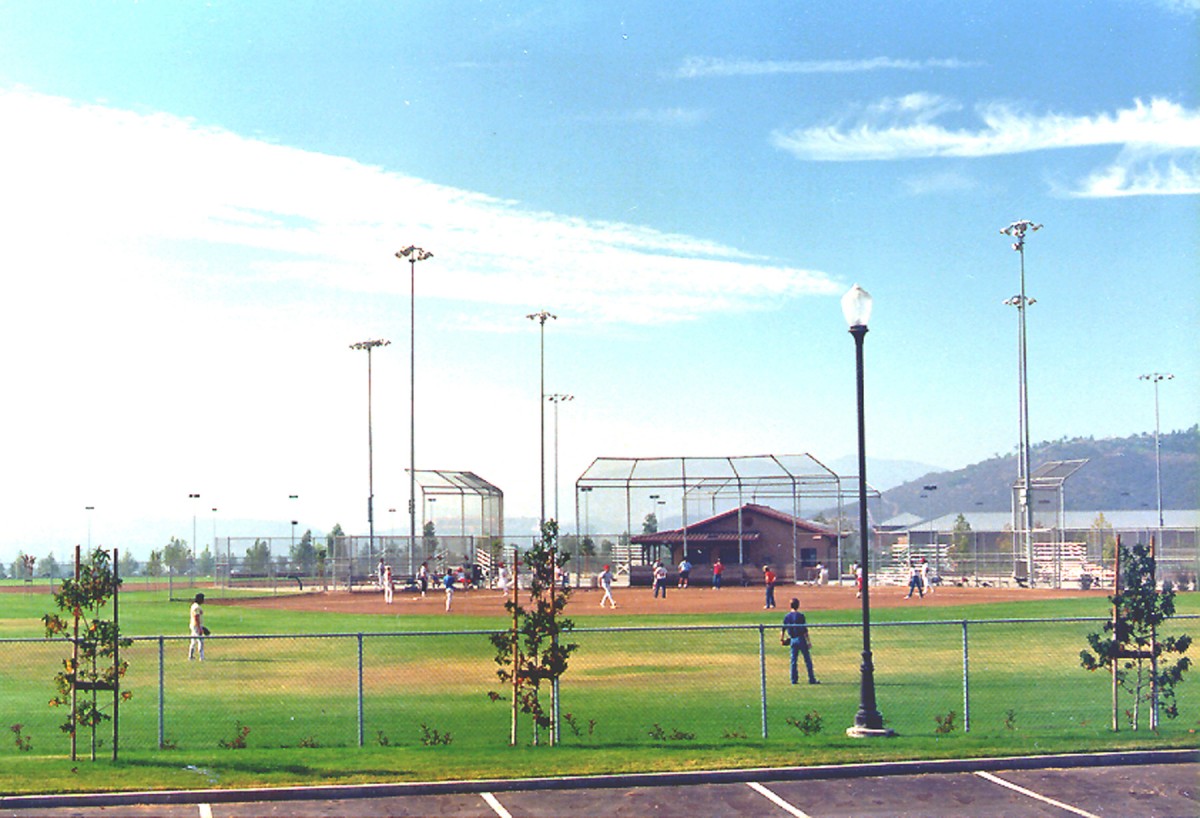 Kit Carson Adut/Youth Athletic Facility Escondido, CA Hirsch
